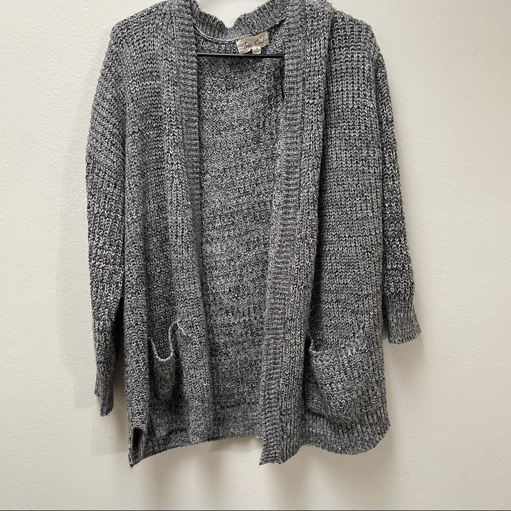 Tres Chic Women’s Gray Open Front Cardigan